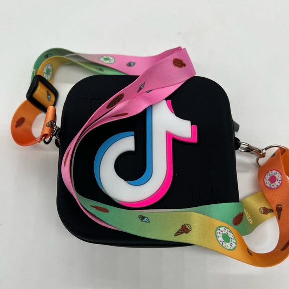 Tik Tok app Little Girls Bundle  Kids Black Mini Jelly Purse with music note - Picture 3 of 5